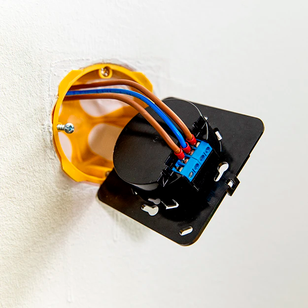 Shelly Wall display Älyohjauspaneeli 4" kosketusnäytöllä - autonlataus.com