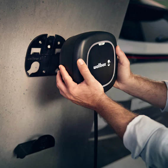 Wallbox Pulsar Max latausasema 22kW (5m kaapeli) - autonlataus.com