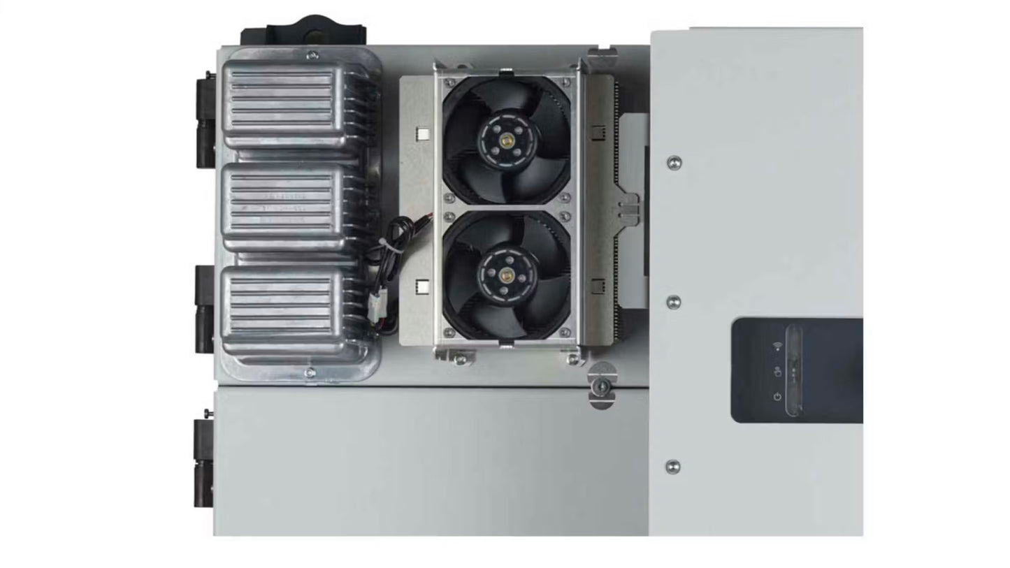 Fronius Tauro 50kW invertteri taloyhtiöön, yritykseen tai maatalouteen.