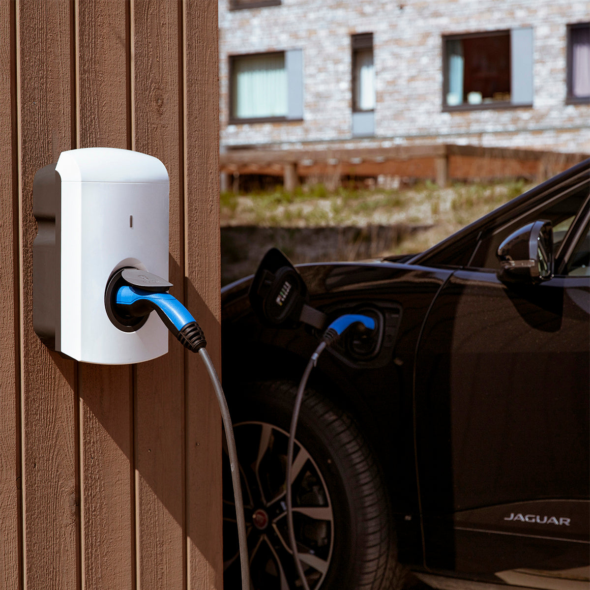 Alfen Eve Single S-Line Latausasemajärjestelmä 5 asunnolle - autonlataus.com