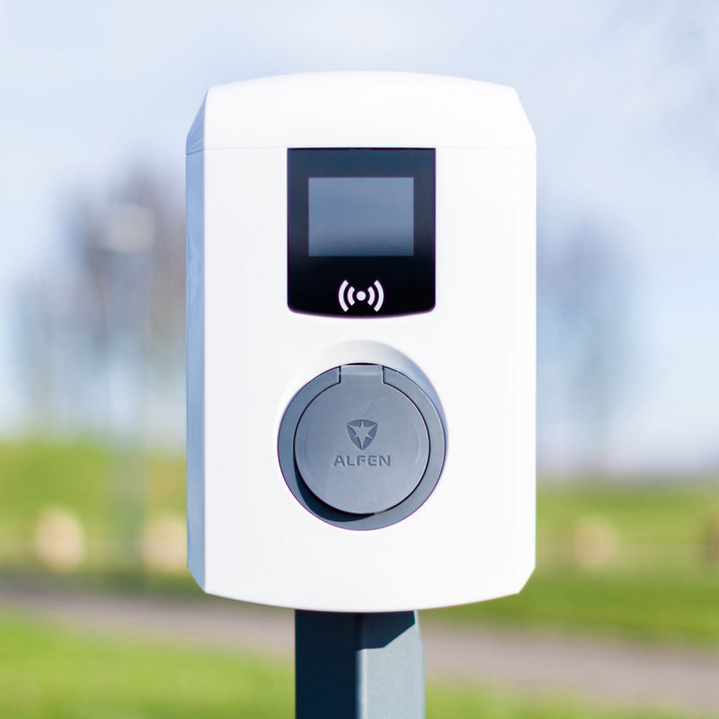 Yksittäinen Alfen Pro-line latausasema asennettuna pilvipalvelulla 1604,84€ alv 0% - autonlataus.com