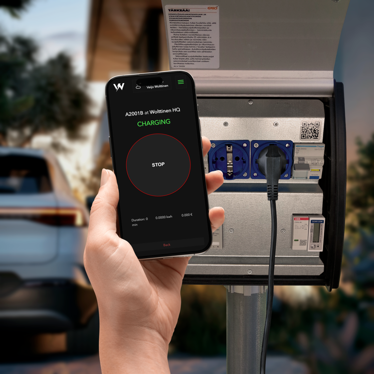 Sähköauton lataus helposti vanhaan piharasiaan. Hidaslataus laskutus ja kuormanhallinta