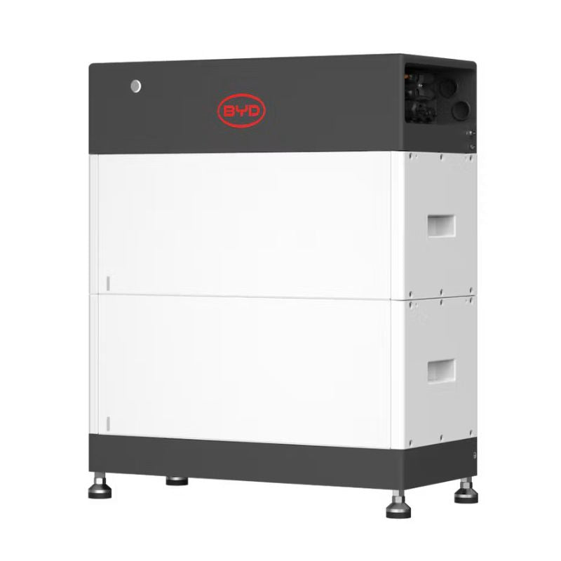 BYD HVS akkujärjestelmä 5,12 kWh, uusi akkujärjestelmä, energiaratkaisu, näkyvissä akku ja laiteosat.